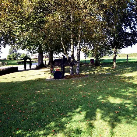 Beautiful Near Forest In Appartement