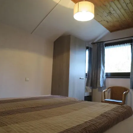 Apartment Beautiful Near Forest In